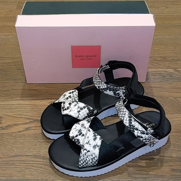 NEW Kate Spade Dotty Embossed Snakeskin Sandals in Black/White - Picture 12 of 16